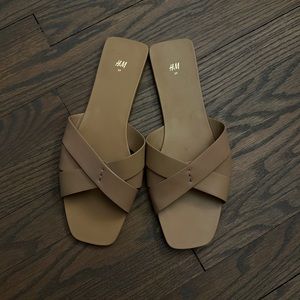 H&M Tan flats